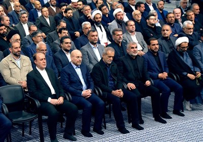 نمایندگان مجلس با امام خامنه‌ای دیدار کردند