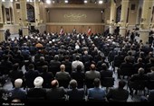 الإمام الخامنئي يستقبل أعضاء مجلس الشورى الاسلامي