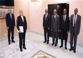 السفیر الایرانی یسلّم اوراق اعتماده الى رئیس مجلس السیادة الانتقالی السودانی