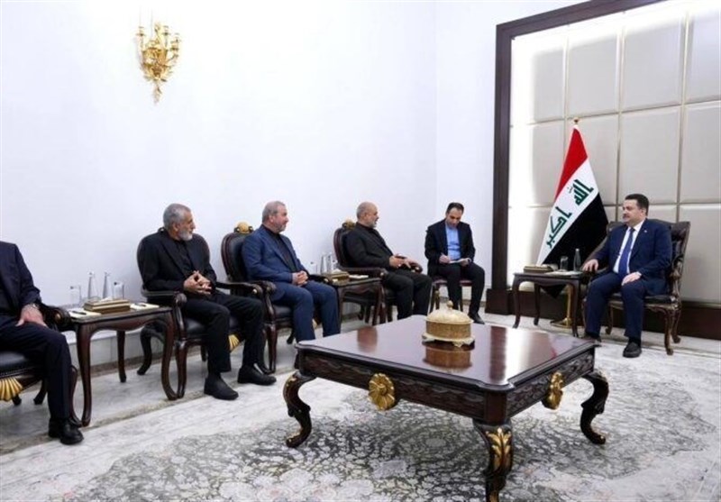 وزیر الداخلیة الإیرانی یلتقی رئیس الوزراء العراقی