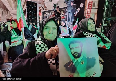 کنگره 12 هزار شهید استان تهران در حرم امام خمینی (ره)