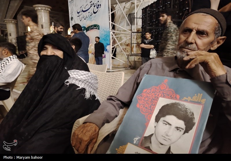 کنگره ۱۲ هزار شهید در حرم امام خمینی (ره) برگزار شد