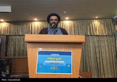 تجلیل از اعضای ستاد نماز جمعه بوشهر