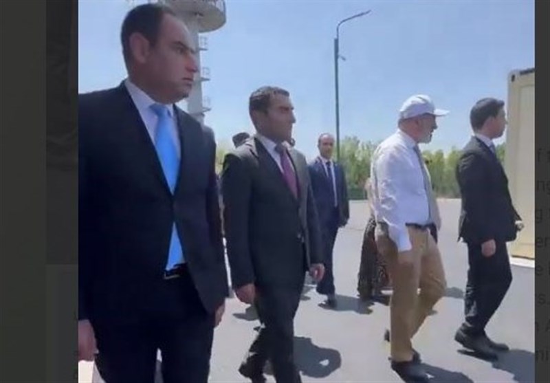 دیدار نخست وزیر ارمنستان از دروازه مرزی با ترکیه