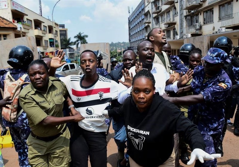 Over 100 Arrested in Uganda in Anti-Corruption Protests