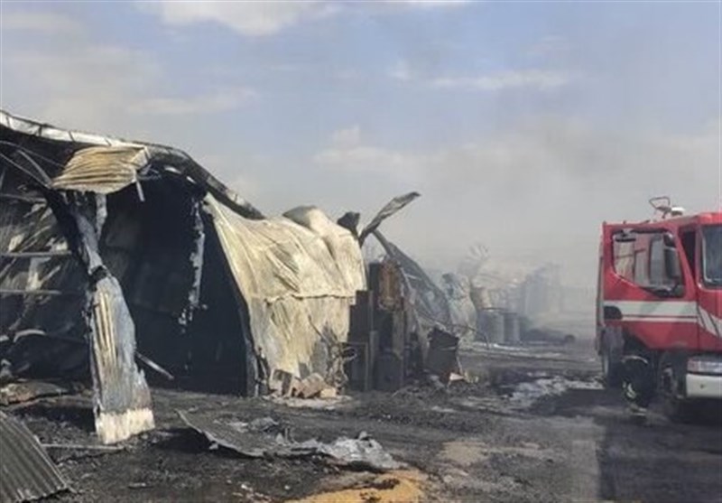 آتش‌سوزی در کارخانه ‌یخچال‌سازی ‌تبریز‌/ حریق ادامه د‌ا‌رد