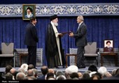 Leader of Islamic Revolution Officially Endorses Iran&apos;s New President