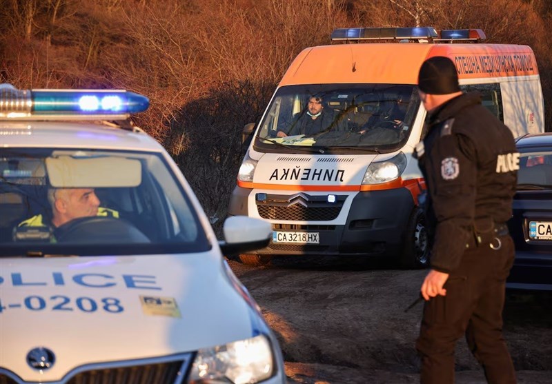 واژگونی خودرو در صربستان؛ 30 پناهجوی افغان و نپالی زخمی شدند