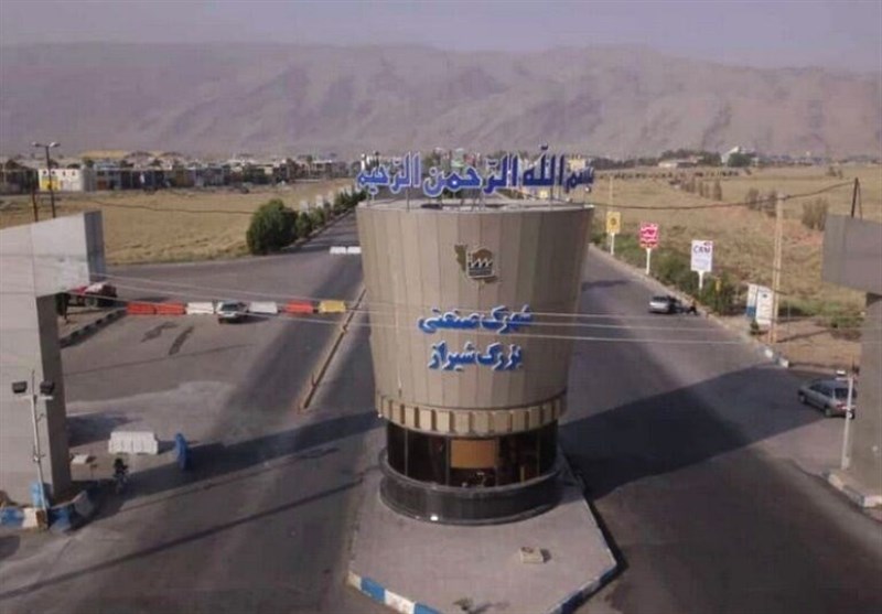 ترافیک در ورودی شهرک صنعتی شیراز با اعتراض اهالی روستای گچی