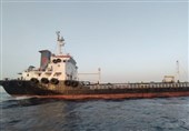 توقیف نفتکش خارجی حامل 700 هزار لیتر نفت قاچاق در خلیج فارس