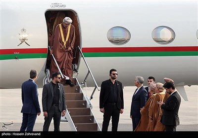 وصول المسؤولين الأجانب للمشاركة مراسم تنصيب الرئيس الإيراني