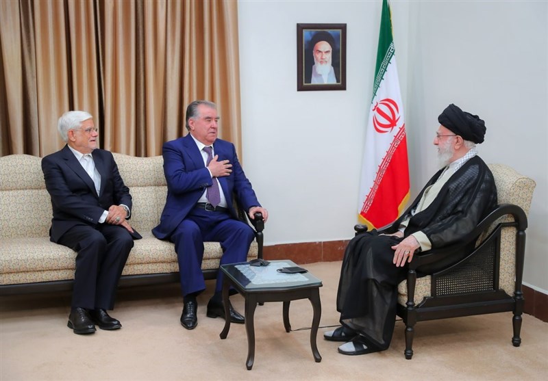 İmam Hamanei Tacikistan Cumhurbaşkanı ile Görüştü