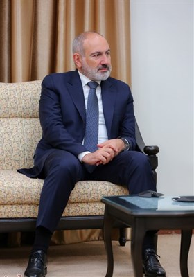 دیدار نیکول پاشینیان نخست وزیر ارمنستان و هیئت همراه با رهبر معظم انقلاب 