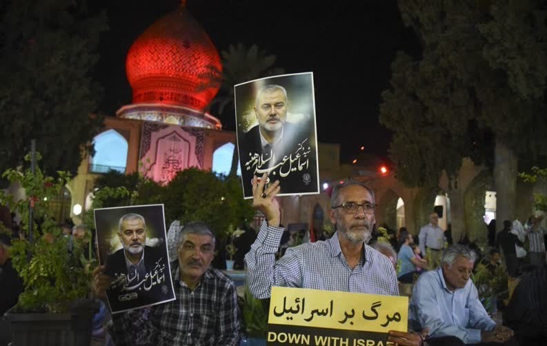 اجتماع مردم انقلابی شیراز در محکومیت غاصبان صهیونیستی