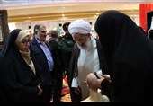 بازدید نماینده ولی فقیه در مازندران از نمایشگاه اسوه بسیج در مصلی شهرستان ساری