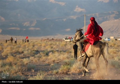 کاروان نمادین اسرای کربلا