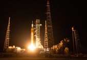 SpaceX to Launch First Human Spaceflight Over Earth&apos;s Poles