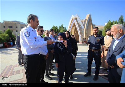 اعزام کاروان بهداشت و درمان همدان به مناطق مرزی سفر اربعین