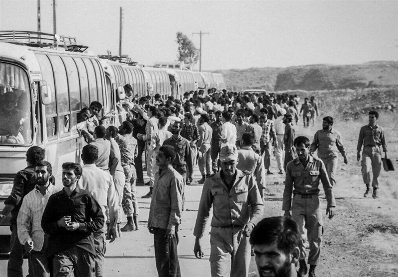 Iran Commemorates Anniversary of Iran-Iraq War Prisoners’ Release