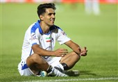 Esteghlal Star Eslami Sidelined for Two Months with Broken Clavicle