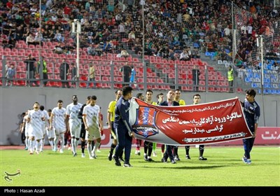 دیدار تیم های فوتبال نساجی مازندران و فولاد خوزستان