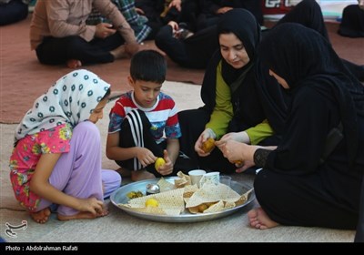 موکبهای پذیرایی از زائران اربعین حسینی در همدان