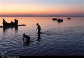 مسافران تابستانی دریاچه ارومیه