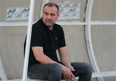 رهقی: مقابل پرسپولیس از داوری ضرر کردیم/ داور چهارم صدای اتاق VAR را نمی‌شنید