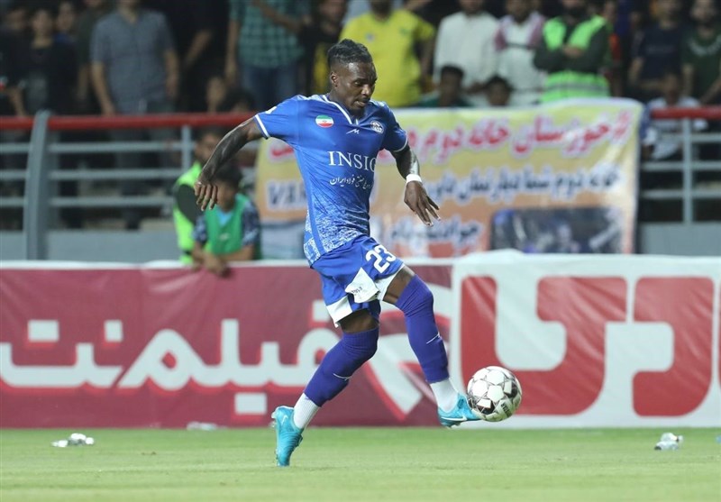 Persepolis Eyes French Striker Thievy Bifouma