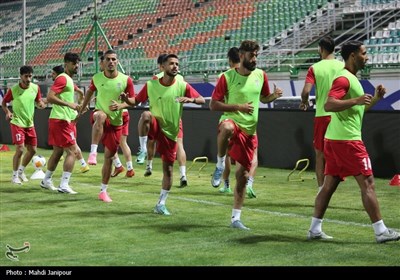 تمرین تیم ملی در ورزشگاه فولادشهر