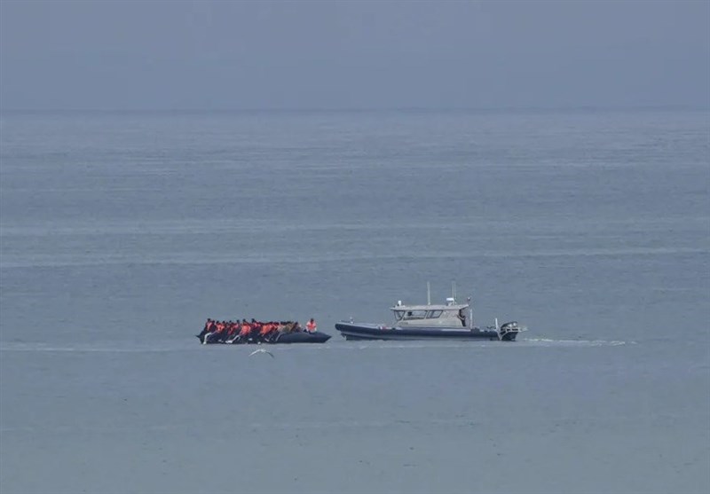 Migrant Boat Seen Trying to Cross English Channel A Day After Tragedy