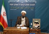 مسئولان جشنواره تئاتر را با نگاه انتقادی مطالعه و بررسی کنند