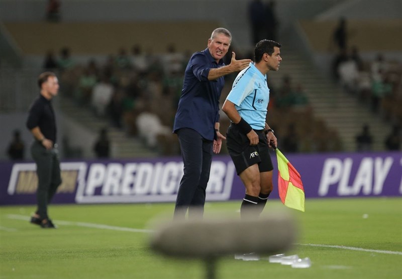 Persepolis Coach Garrido Satisfied with His Team against Al Ahali