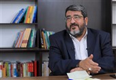 ایزدی: در مورد ایران در آمریکا اختلاف نظر وجود دارد