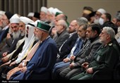 Islamic Unity Conference Guests Meet Leader in Tehran