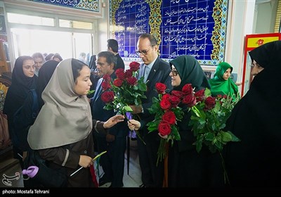 آغاز سال تحصیلی با حضور سخنگو دولت در هنرستان امام محمد باقر(ع)