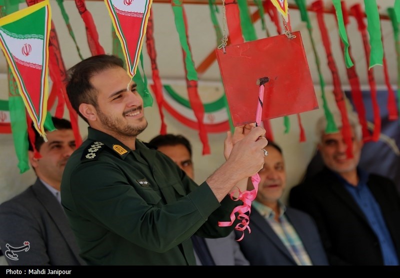 با علم و دانش می‌توان به ایران قوی رسید