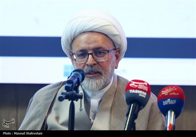 نشست خبری تفاهم نامه همکاری و قرارداد طرح های پژوهشی مکتب هنر رضوی