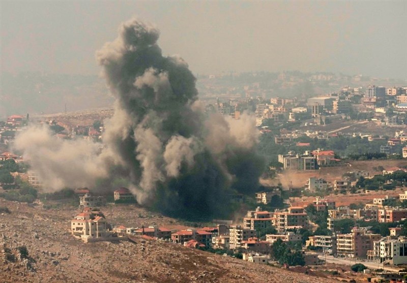 Israel Conducts Airstrikes on Syria-Lebanon Border, Killing Civilians