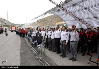 رژه ناوگان آتش‌نشانی شهرداری مشهد