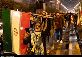 شادی مردم تهران از حمله موشکی ایران به رژیم صهیونیستی مقابل سفارت انگلیس