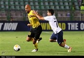 دیدار تیم‌های فوتبال سپاهان ایران و استقلال تاجیکستان