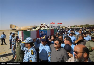 استقبال از پیکر شهید محمد خاکی زاده در پایگاه نوژه همدان