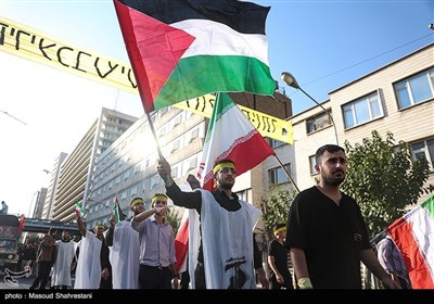 راهپیمایی دانشجویی در حمایت از رزمندگان مقاومت و عملیات وعده صادق 2