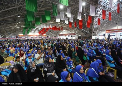 افتتاح سی‌وششمین جشنواره بین‌المللی فیلم کودک در اصفهان