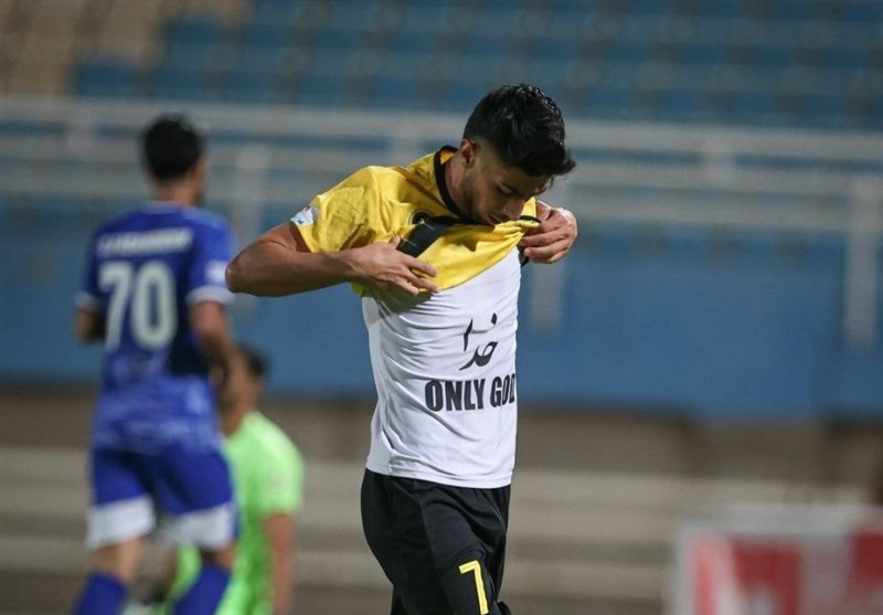 Sepahan Edges Esteghlal Khuzestan to Move Top: IPL