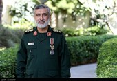 FM Congratulates IRGC General on Medal of Conquest