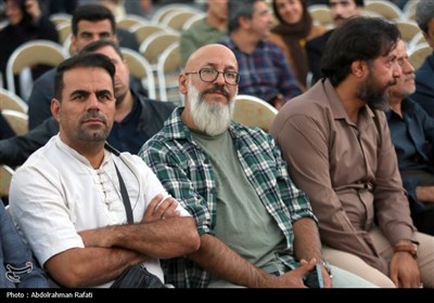 رونمایی از پوستر بیست و نهمین جشنواره بین المللی تئاتر کودک و نوجوان همدان