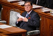 Ishiba Dissolves Japan’s Lower House to Set Up Oct. 27 Parliamentary Election