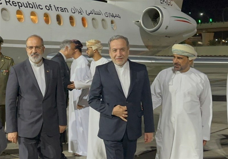 Iran’s Foreign Minister in Oman for Talks